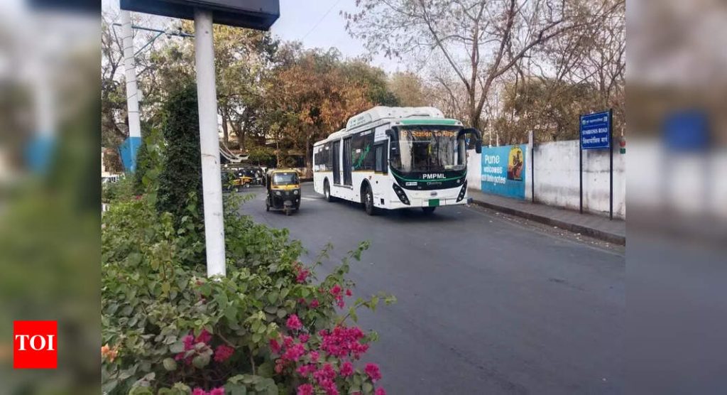 लोहेगाव विमानतळ अधिकारी पीएमपीएमएलने प्रवासी पिक-अपसाठी बसमध्ये प्रवेश करण्यास परवानगी देण्याची विनंती नाकारली