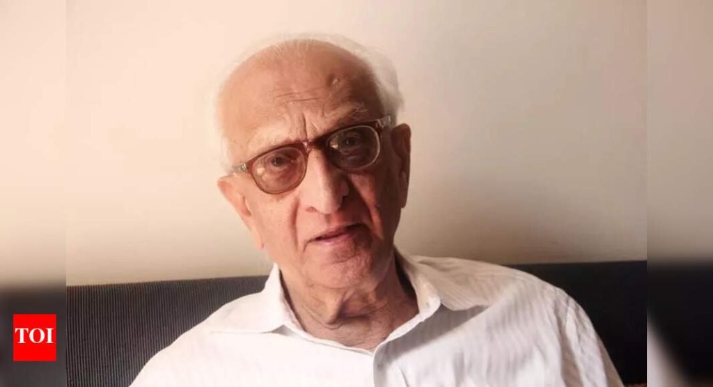 ज्येष्ठ अंतराळ शास्त्रज्ञ ई.व्ही. चिटणीस यांनी वयाच्या 100 व्या वर्षी पुण्यात अखेरचा श्वास घेतला