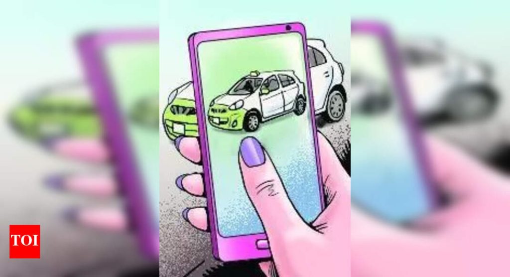 पुण्यातील प्रवाशांचा दावा आहे की अधिकाऱ्यांच्या निष्क्रियतेमुळे टॅक्सी चालवतात