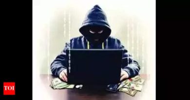 महाराष्ट्र सायबरने बनावट क्रेडिट कार्ड ऑफर वापरून सिम-स्वॅप फसवणूक केली; सर्व पोलीस ठाण्यांना परिपत्रक जारी केले