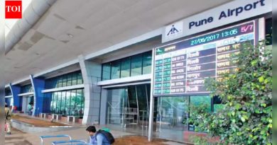 पुणे विमानतळावर गोंधळ : पायलटने ड्युटी टाइम कॅपचे कारण देत दिल्लीला विमान उडवण्यास नकार दिला; फ्लायर्स 3 तास अडकले