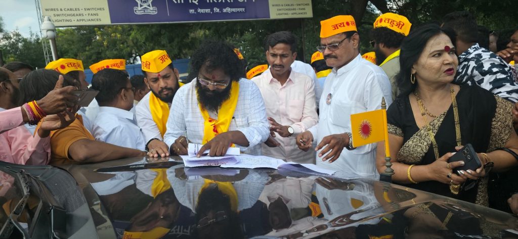 अहिल्यानगर सोनाई येथे मातंग समाजाने अभूतपूर्व एकतेचा परिचय देत समाजकंटकांच्या विरोधात ठाम भूमिका घेतली.