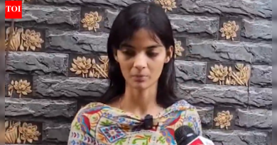 ‘मला न्याय हवा आहे’: प्रियकराचा मृतदेह ‘लग्न’ करणाऱ्या महाराष्ट्रातील महिलेचा पोलिसांचा खुनाला प्रोत्साहन; वडील, भावांना अटक