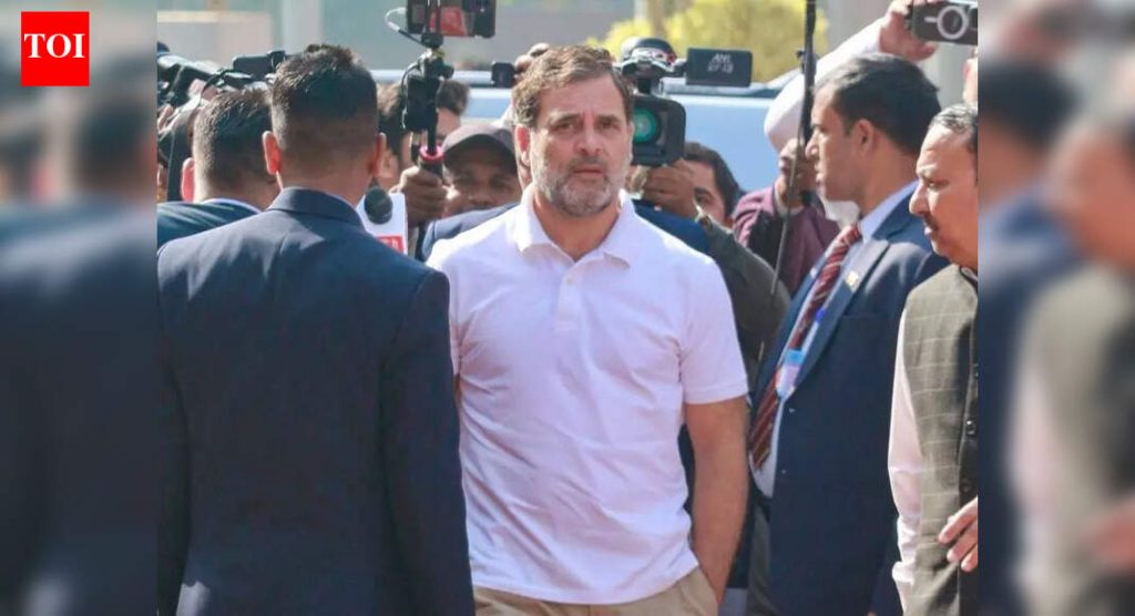 मानहानीचा खटला: सात्यकी सावरकर यांनी पुरावा म्हणून सादर केलेल्या 2 नवीन पेनड्राईव्हवर न्यायालयाने राहुल गांधींचा जबाब मागवला