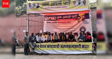 प्रादेशिक मानसिक रुग्णालयातील कामगार थकबाकीसाठी ठेकेदारावर कारवाई करत आहेत