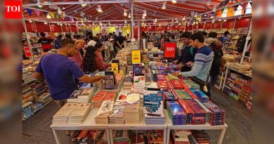 पुणे बुक फेस्टिव्हल सुरू झाला, वर्ल्ड बुक कॅपिटल 2027 चा दर्जा मिळवण्याच्या बोलीचा एक भाग