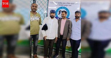 मोहम्मद हुसैन यांनी 700 हून अधिक बेपत्ता किंवा बेबंद कुटुंबांना एकत्र करण्यात मदत केली आहे