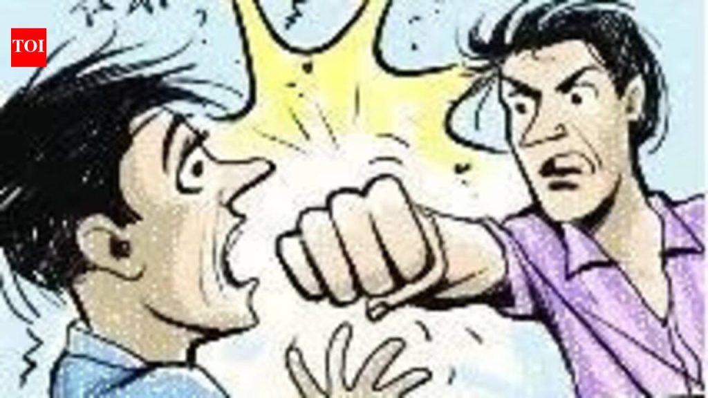 सात जणांवर धारदार शस्त्रांनी हल्ला, दोनदा गोळीबार; तीन धरले