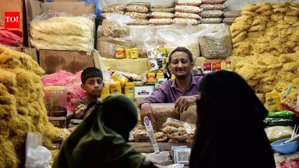 आज चंद्रकोर दिसणार, शहरात ईदची तयारी