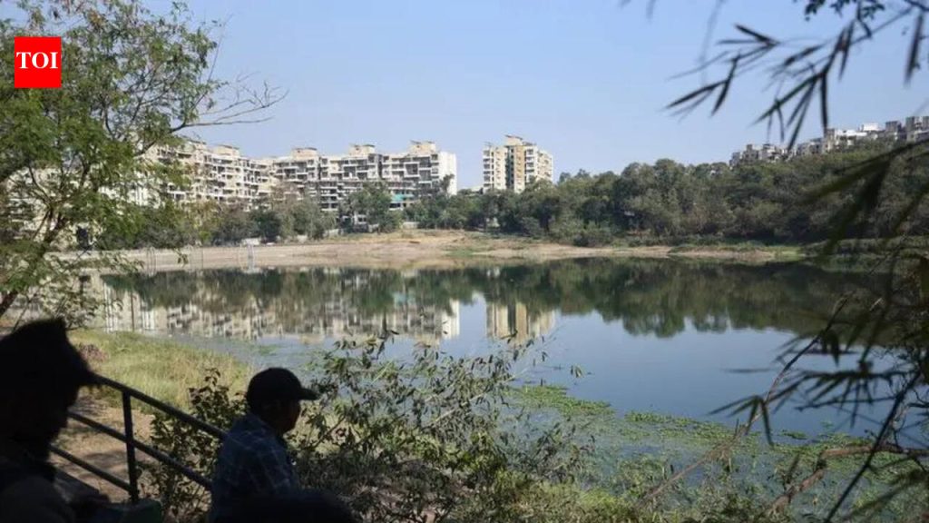 सांडपाणी आणि दुर्लक्षामुळे कात्रज आणि जांभूळवाडी तलावांची गळती, तातडीने उपाययोजना करण्याची नागरिकांची मागणी