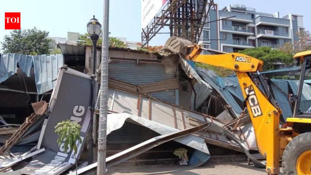 PCMC ने अतिक्रमण विरोधी मोहीम तीव्र केली, 40 दिवसांत 300 हून अधिक बेकायदा बांधकामे हटवली