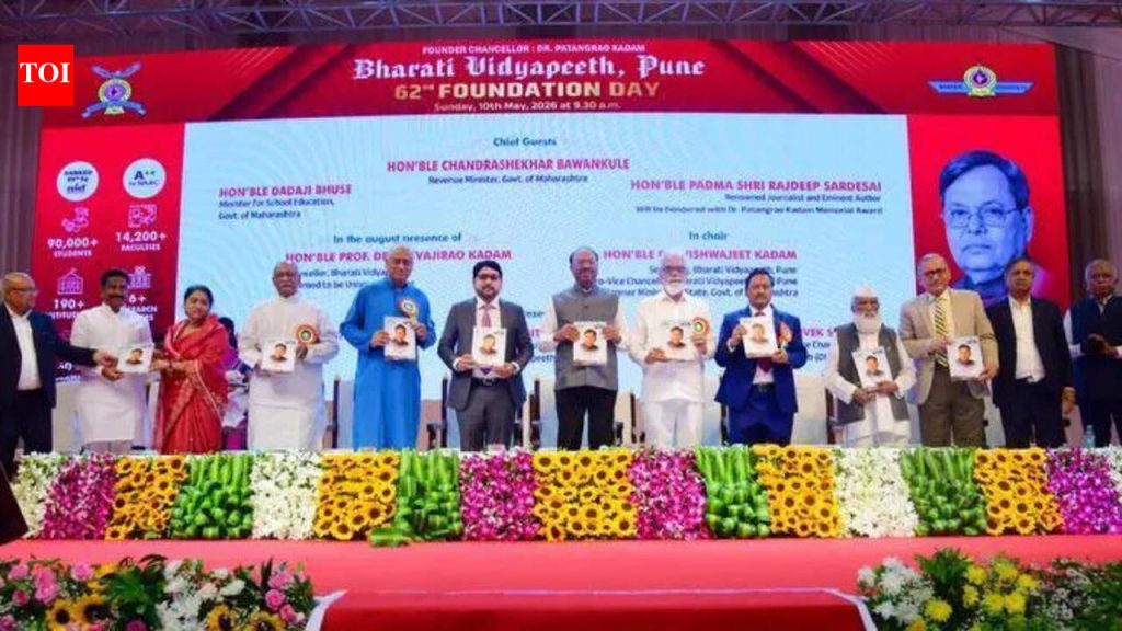 शिक्षकांवरील गैर-शैक्षणिक ओझे कमी करण्यासाठी सरकार काम करत आहे, असे भुसे म्हणाले