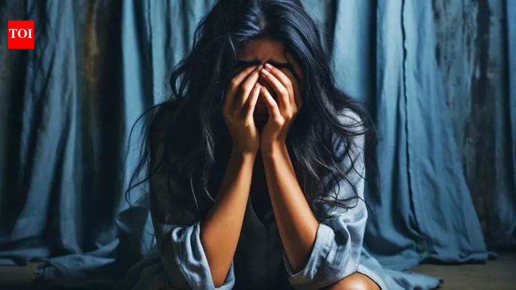 मुलगा न झाल्याने पुण्यातील व्यक्तीने पत्नीच्या प्रायव्हेट पार्टवर ॲसिड टाकले, गुन्हा दाखल