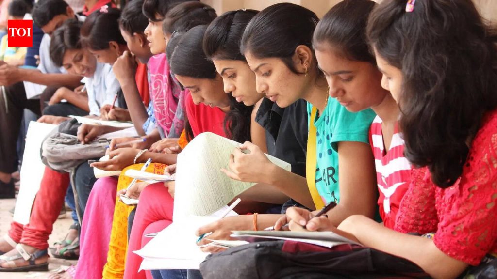 कमी व्याज, मर्यादित जागा: पुण्यातील महाविद्यालये धोरणाच्या धुक्यात NEP चौथ्या वर्षासाठी तयार आहेत