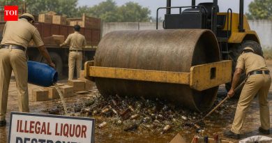पिंपरी चिंचवड पोलिसांनी केली 52 हजार लिटर अवैध दारू जप्त, नष्ट