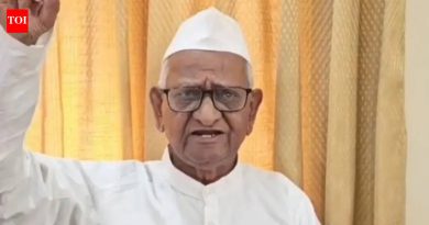 अण्णा हजारे 5 जुलैच्या उपोषणावर ठाम; सीआयसीने म्हटले आहे की चर्चेची आणखी एक फेरी होण्याची शक्यता आहे