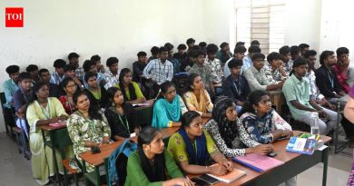 एनईपी चौथ्या वर्षाच्या सन्मान प्रवेशांना विलंब होत आहे कारण महाविद्यालये SPPU कडून स्पष्टतेची वाट पाहत आहेत