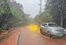 महाराष्ट्रातील घाटात पावसाचा जोर कायम, महाबळेश्वरला दरड कोसळली