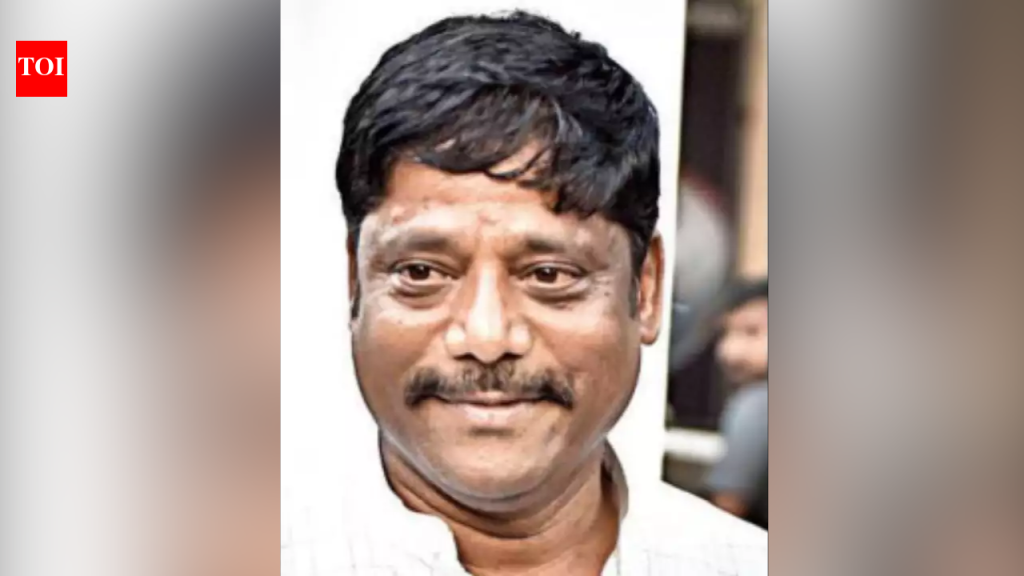 पुण्यातील कंत्राटदाराच्या आत्महत्येप्रकरणी माजी शिवसेना नेते रवींद्र धंगेकर, पत्नीसह १४ जणांवर गुन्हा दाखल | पुणे बातम्या