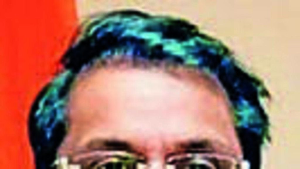 सुनेत्रा यांना पत्र लिहून पार्थची कारकीर्द संपुष्टात आणण्याच्या पक्षाच्या काही सदस्यांच्या प्रयत्नाकडे राष्ट्रवादीच्या प्रदेश उपप्रमुखांनी लक्ष वेधले. पुणे बातम्या