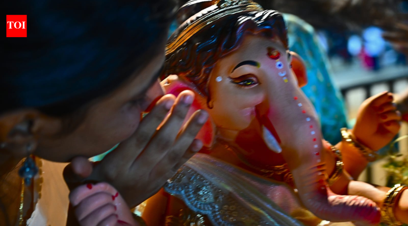 City’s biggest goodbye, cops’ longest shift: The human cost of Ganpati visarjan duty City’s biggest goodbye, cops’ longest shift: The human cost of Ganpati visarjan duty